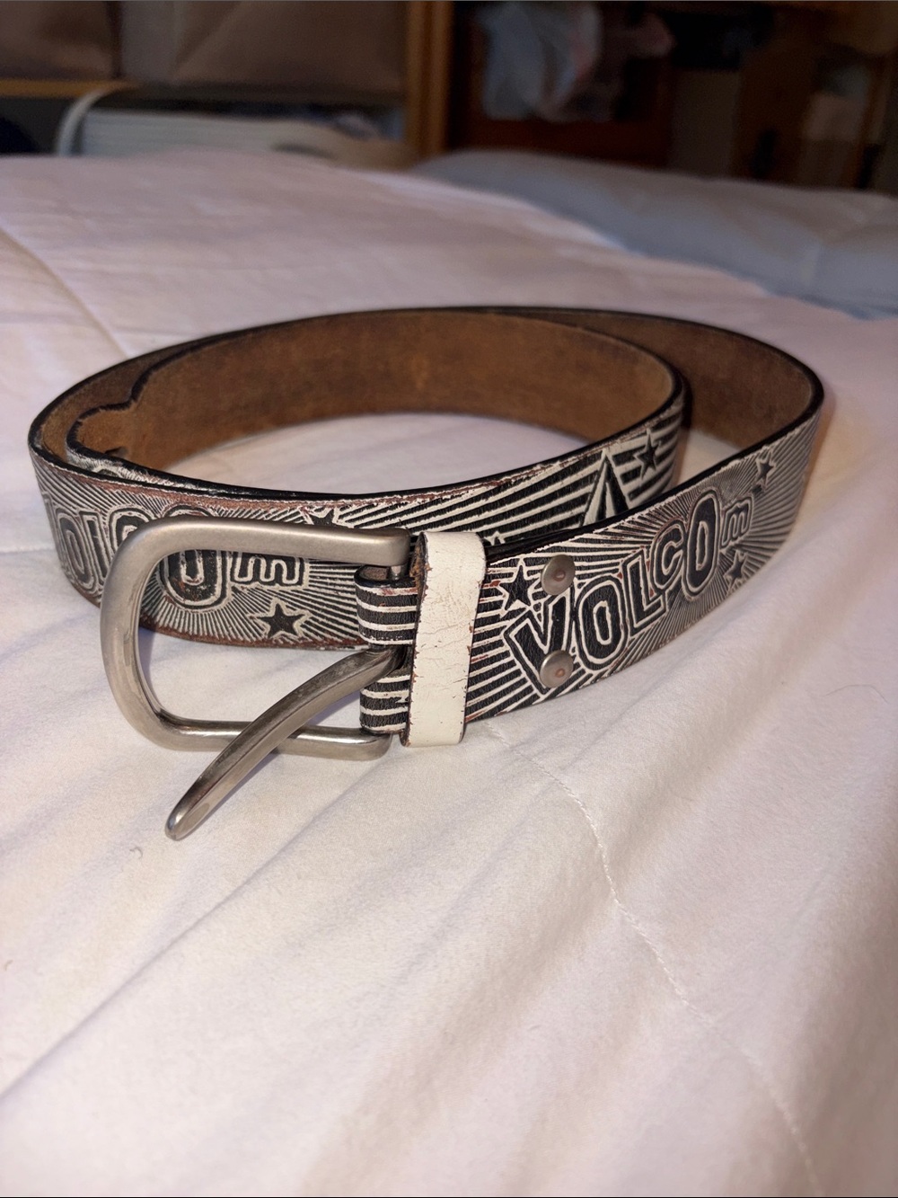 Volcom White Graphic Leather Belt with Metal Buckle